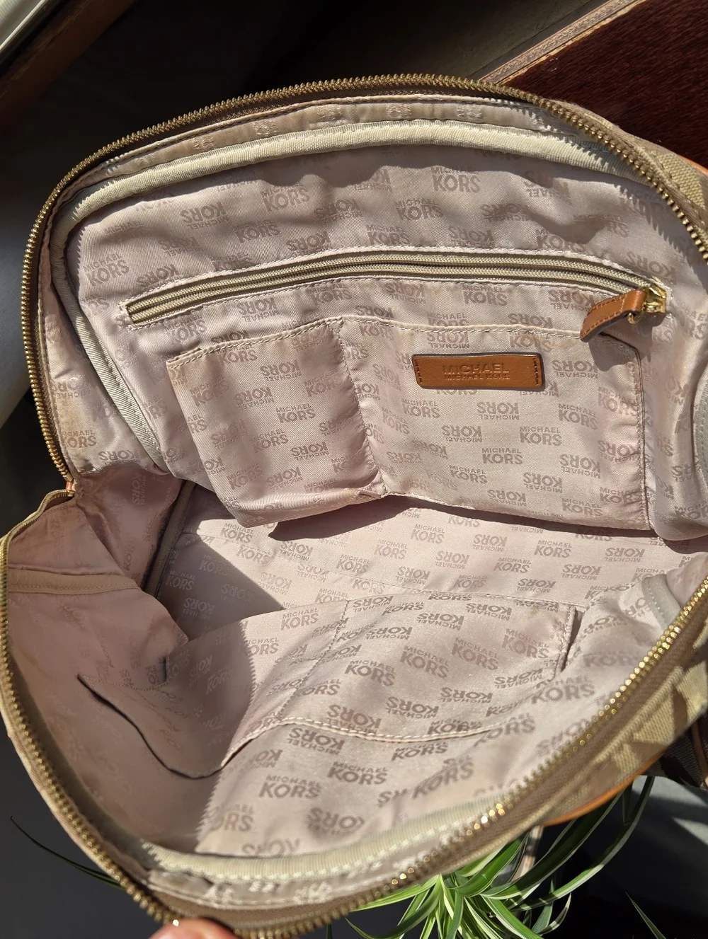 ​🌻 DESCRIPTION: The "Spring Fling" MK Satchel 🌻 - Picture 8 of 16